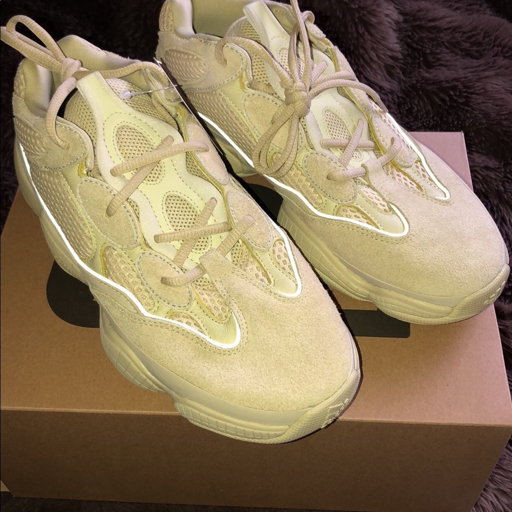 Yeezy’s - Picture 2 of 4